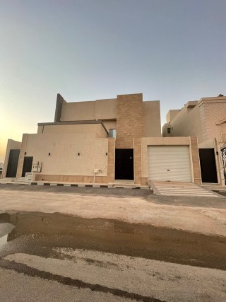 فيلا للبيع حي النرجس قمرا 7