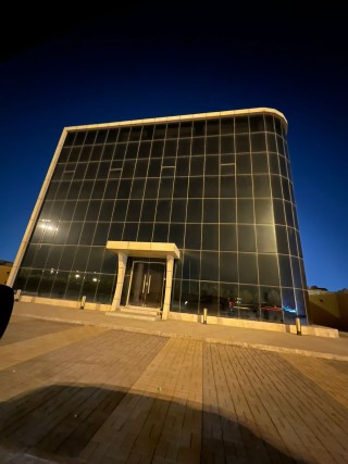 عماره + استراحه للبيع حي الياسمين