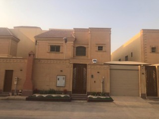 فيلا للبيع حي الصحافه