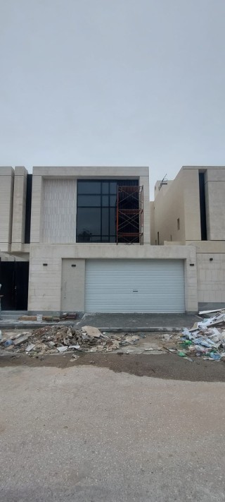 فلتين للبيع بحي النرجس