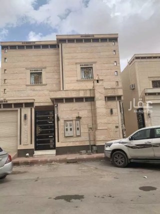 فيلا + شقتين للبيع حي طويق