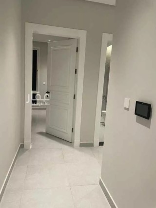 شقه للبيع بحي الربيع