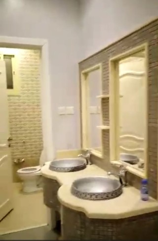 شقه للبيع حي لبن