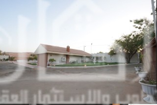 استراحه للبيع في ديراب